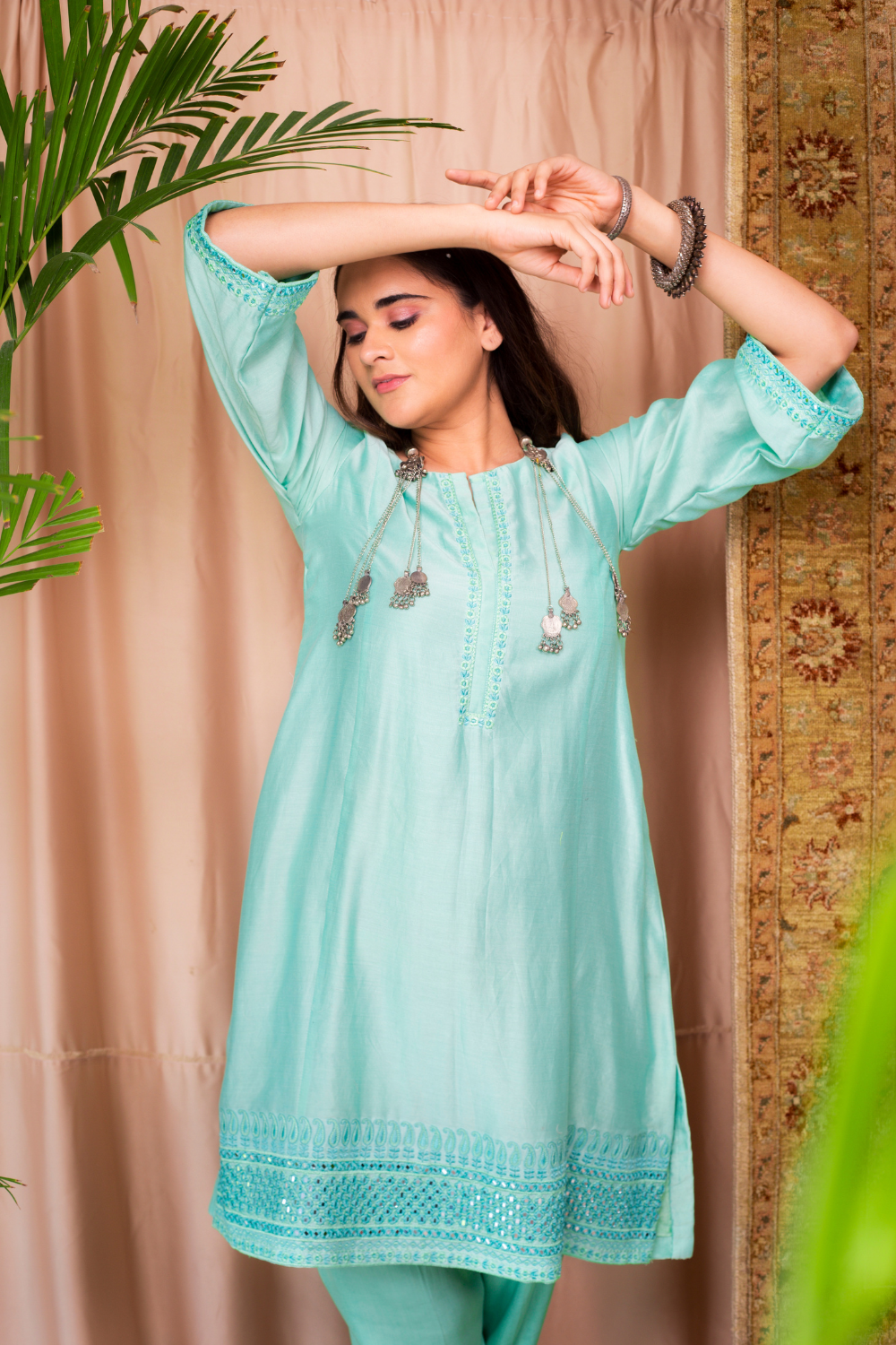 Noor Style 01 (Mirror Gehra With Straight Pants)