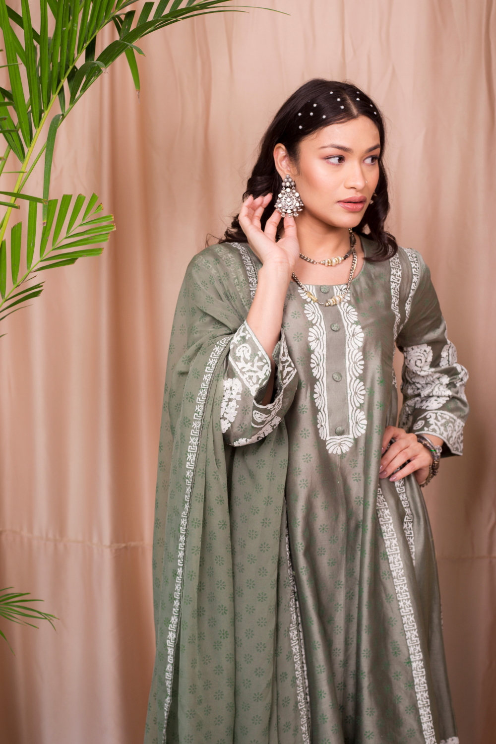 Naaz Style 03 (Ambi Gehra Block)