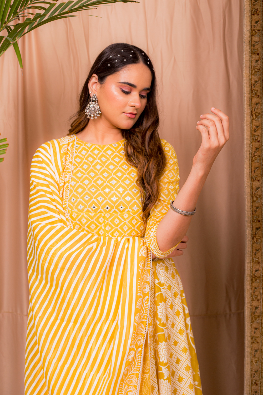 Naaz Style 04 (Mirror Yoke Block Kali)