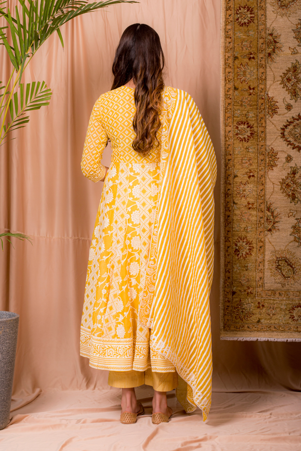 Naaz Style 04 (Mirror Yoke Block Kali)