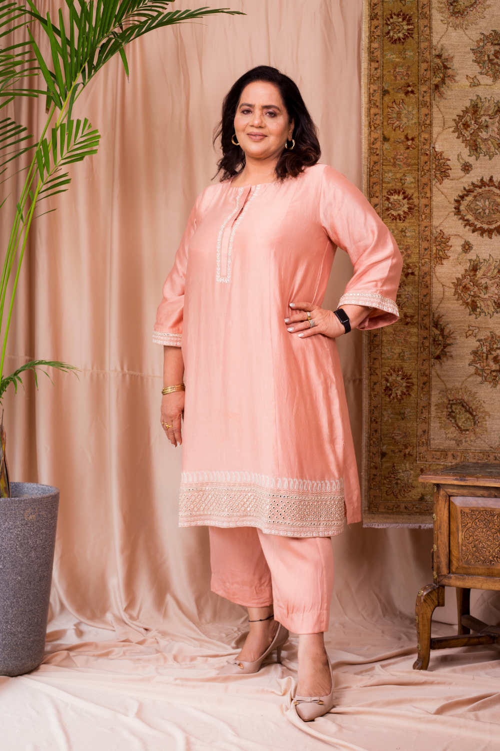 Noor Style 01 (Mirror Gehra With Straight Pants)