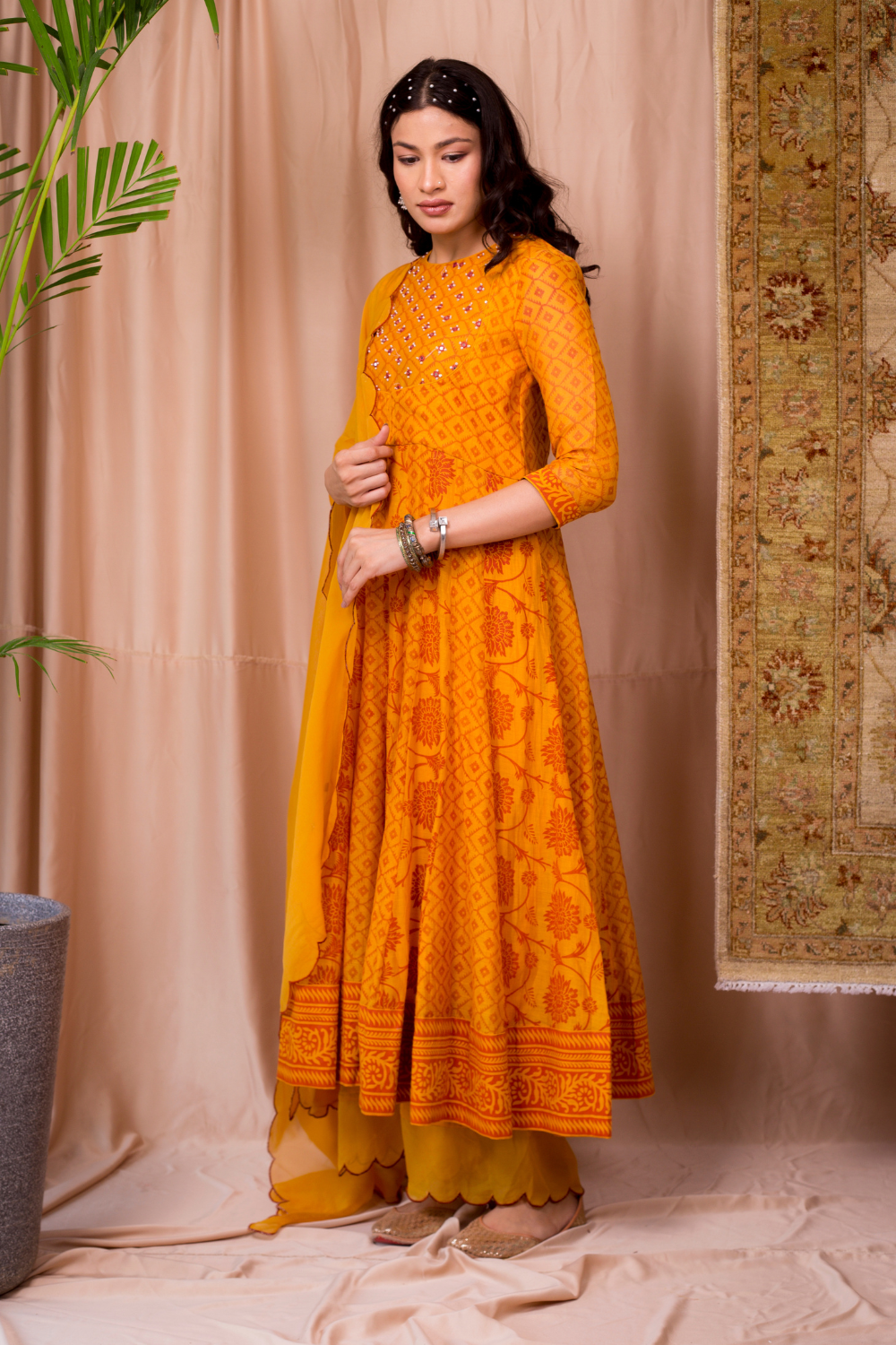 Naaz Style 04 (Mirror Yoke Block Kali)