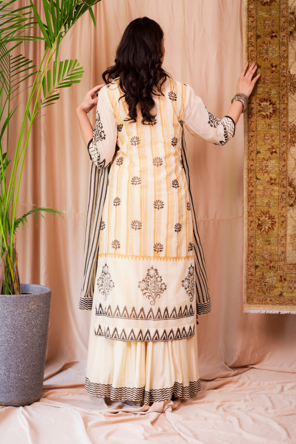 Naaz Style 06 (Voil Straight Block with Stripe Dupatta)