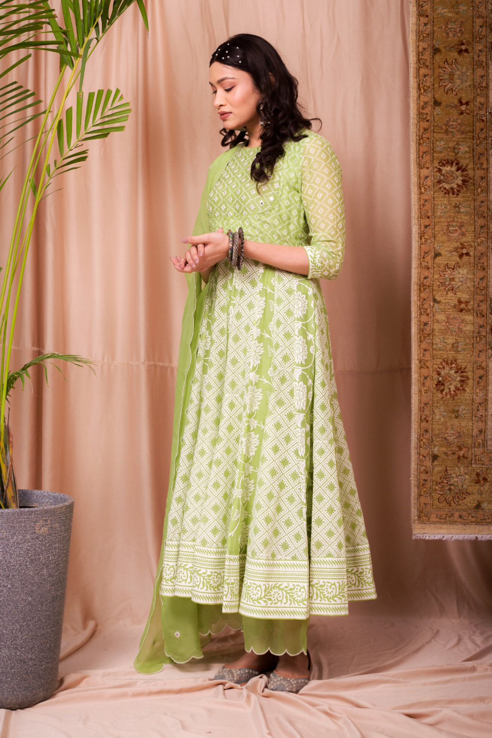 Naaz Style 04 (Mirror Yoke Block Kali)
