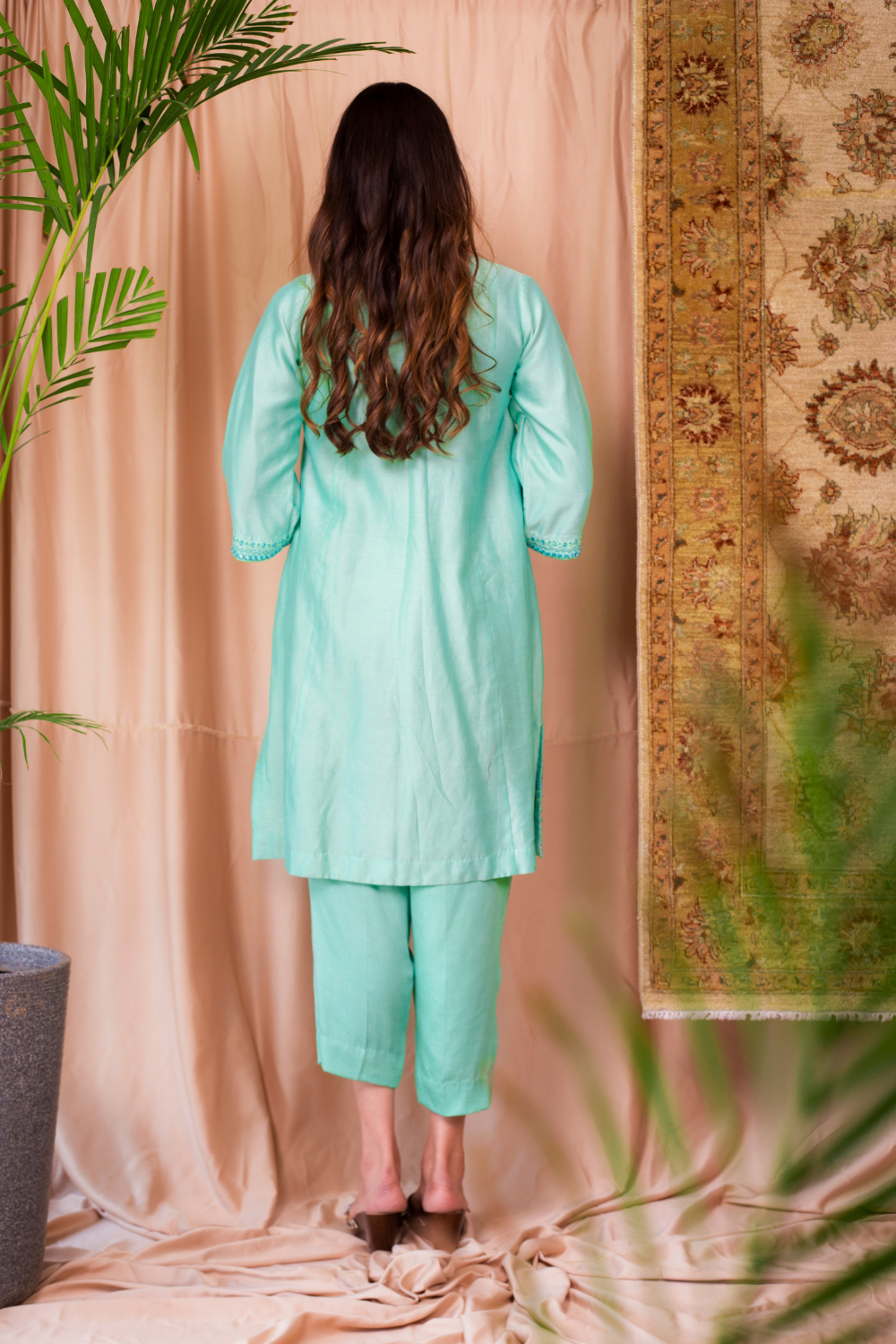 Noor Style 01 (Mirror Gehra With Straight Pants)