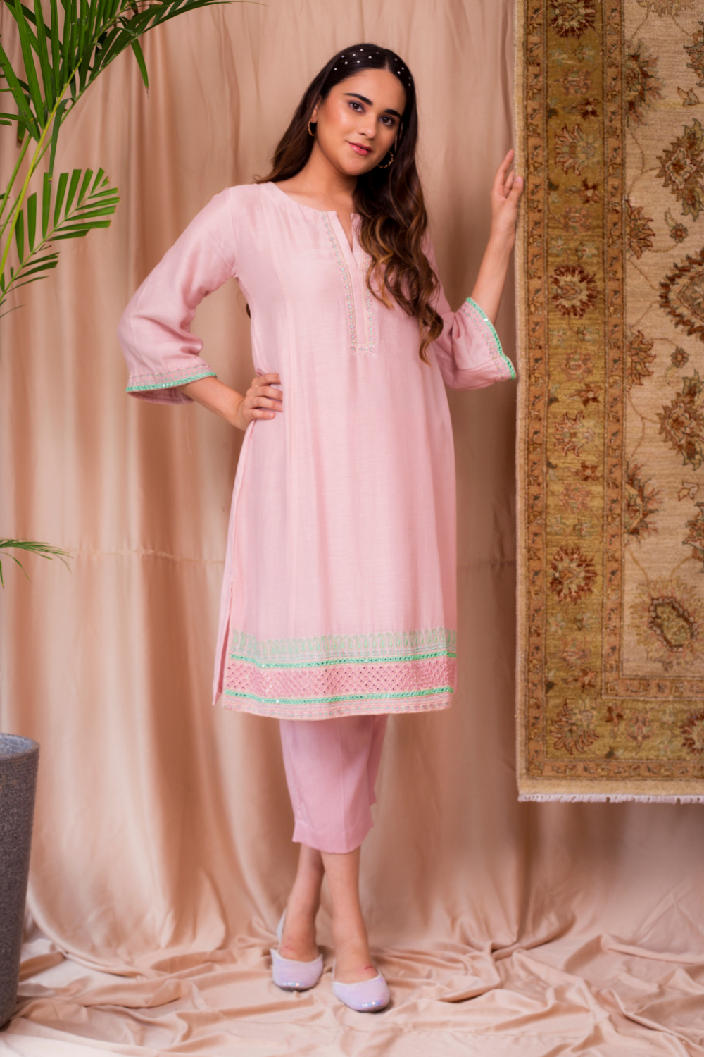 Noor Style 01 (Mirror Gehra With Straight Pants)