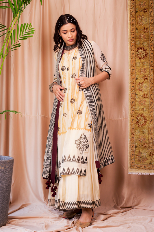 Naaz Style 06 (Voil Straight Block with Stripe Dupatta)