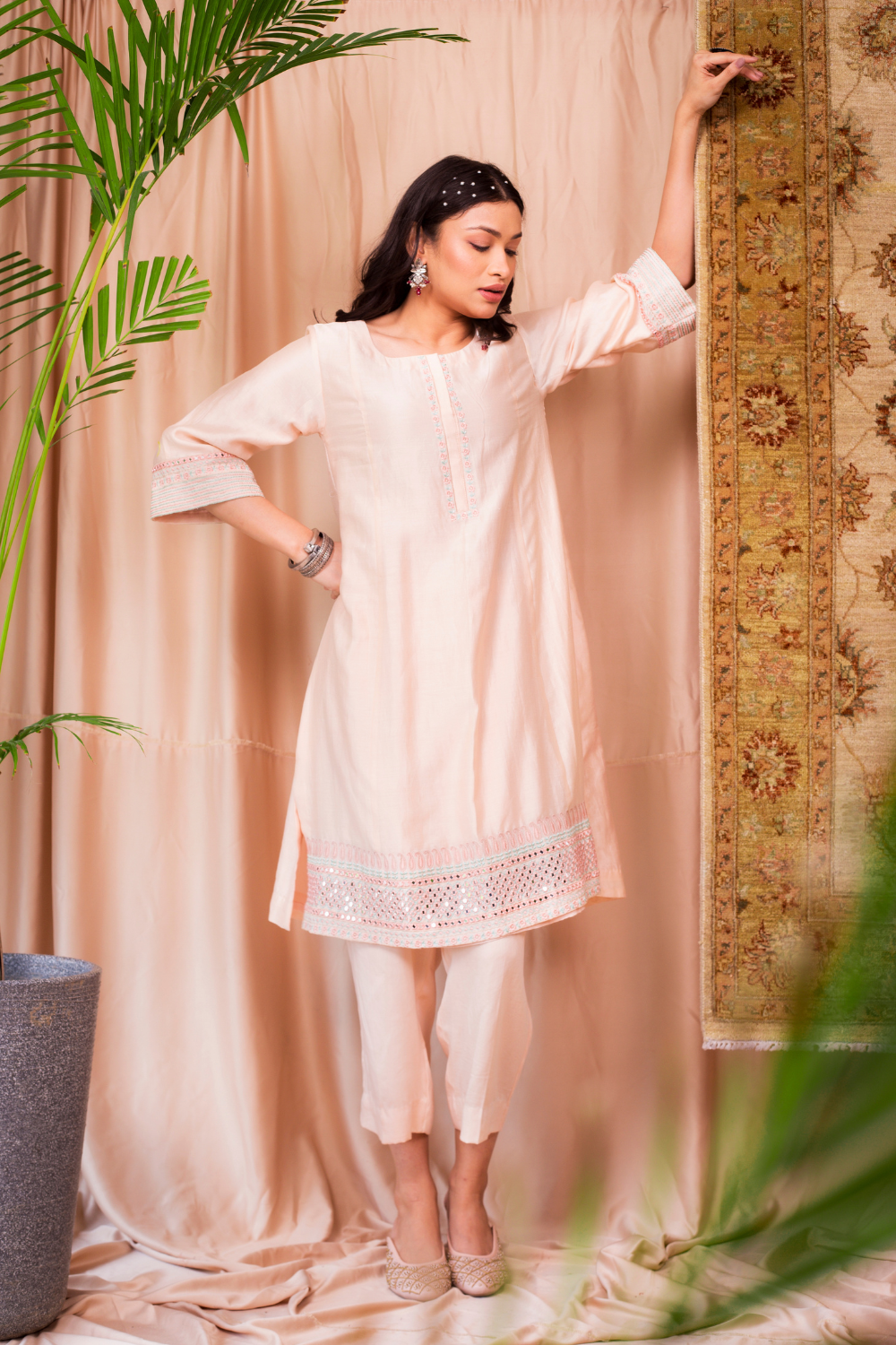 Noor Style 01 (Mirror Gehra With Straight Pants)