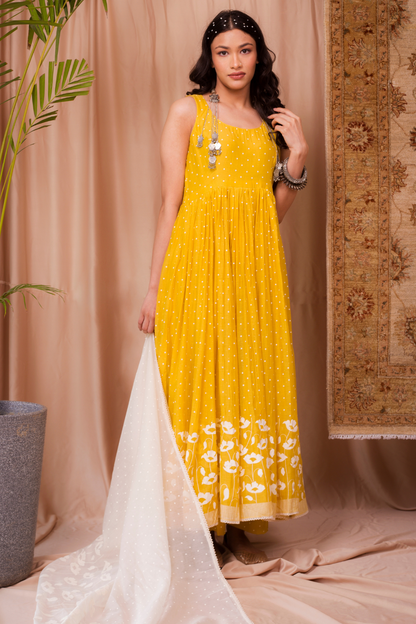 Naaz Style 01 (Floral Gehra Block)